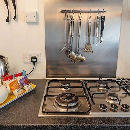 The Bolthole, 別荘 *